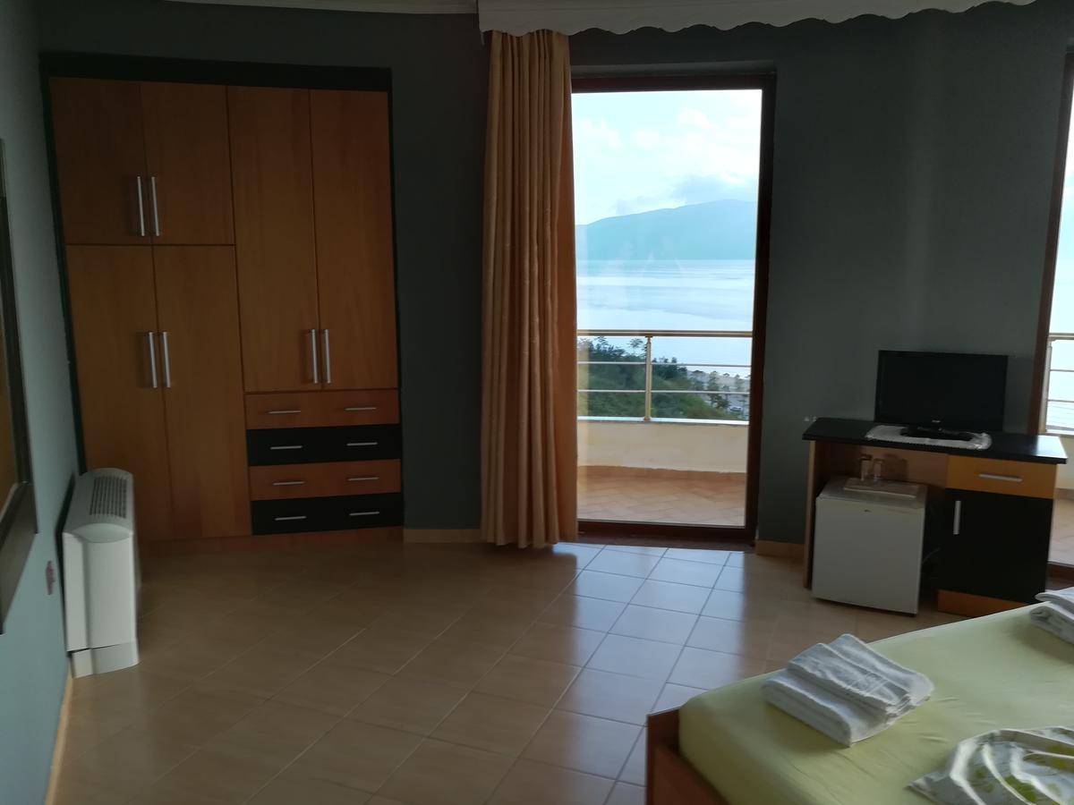 Monte-Carlo Hotel Vlorë Exterior foto